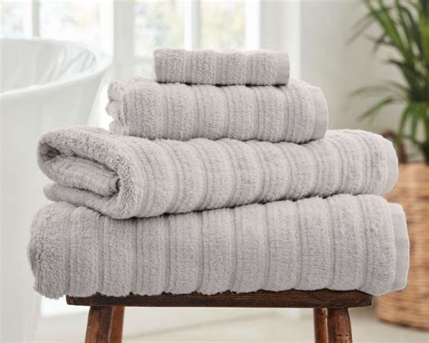 The 10 Best Bath Towels To Buy In 2022 For Luxury Real Homes