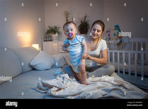 Mother Changing Toddler Diapers Hi Res Stock Photography And Images Alamy