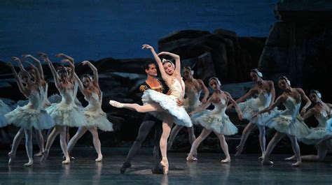 American Ballet Theaters Swan Lake At Met Opera Review The New