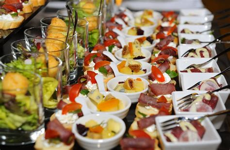 Catering Services In Miami Choosing The Right Type Of Food For Your