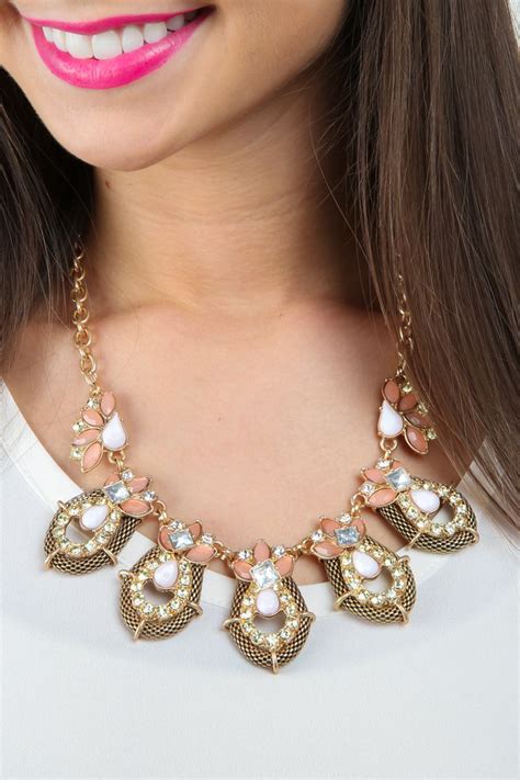 Hello Gorgeous You Need This Statement Necklace In Your Life Do You