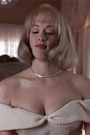 Joan cusack boobs