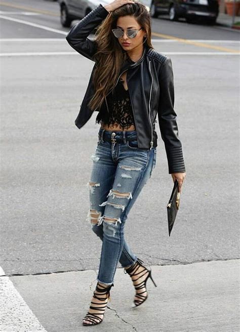 Ripped Jeans Outfits That Prove Denim Is Here To Stay Womens Ripped Jeans Ripped Denim