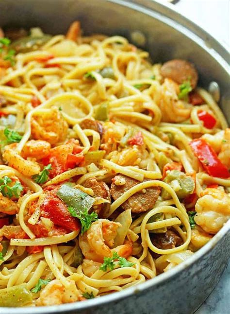 This cajun shrimp pasta recipe from delish.com is bangin. Cajun Shrimp Pasta | Recipe | Cajun shrimp pasta, Pasta ...