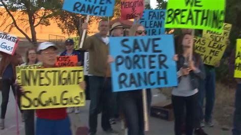 Concerned Porter Ranch Residents Protest After Gas Facility Leak Causes Odor Ktla