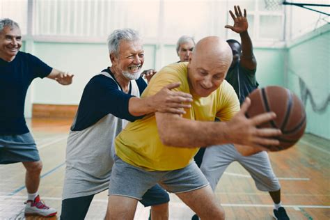 Elderly Sport And 6 Ways To Make You Safe From The Injuries