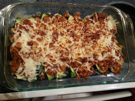 Stuffed zucchini boats are a great way to use all of the zucchini coming out of gardens this time of year. Masterpiece in the Making: Beef-Stuffed Zucchini (Turkey ...