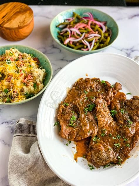 The instant pot is the only cooking vessel you'll need for this easy meal of pork chops and potatoes—plus, it's ready to eat in under an hour. Instant Pot Frozen Pork Chop : Instant Pot Smothered Pork Chops Recipe Allrecipes / Pork is the ...
