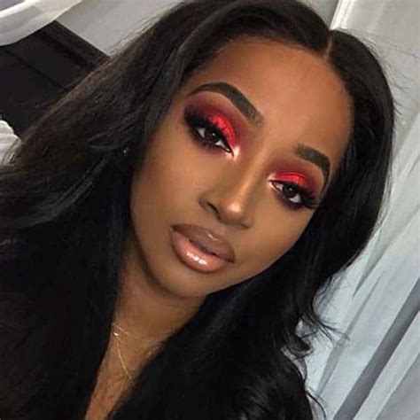 40 Best Makeup Looks To Try In 2022 The Trend Spotter Red Makeup