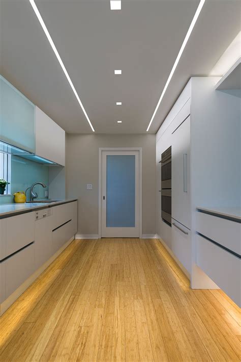 Aurora Square Reveal Wall Wash And Led Softstrip Make This Modern
