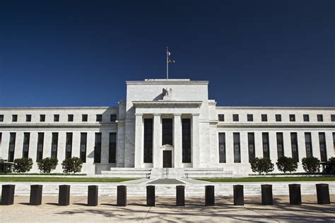 The Federal Reserve and Interest Rates