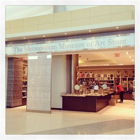 Последние твиты от the metropolitan museum of art (@metmuseum). The Metropolitan Museum of Art Store at Newark Airport ...