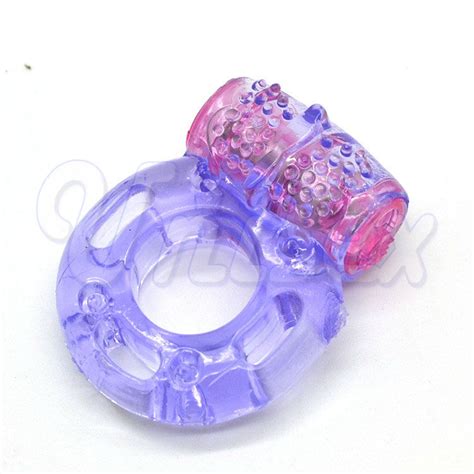 Stretchy And Reusable Clit Vibrating Cock Ring Sex Toy For Male