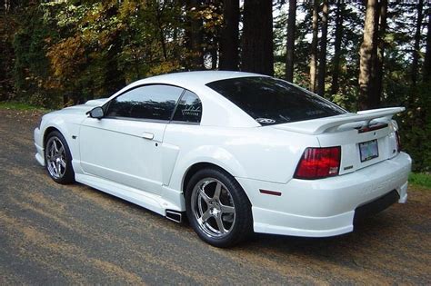 Oxford White 2001 Roush Ford Mustang Coupe Photo