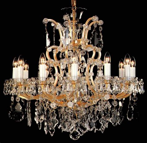 12 Flames Medium Sized Maria Theresa Crystal Chandelier With Crystal