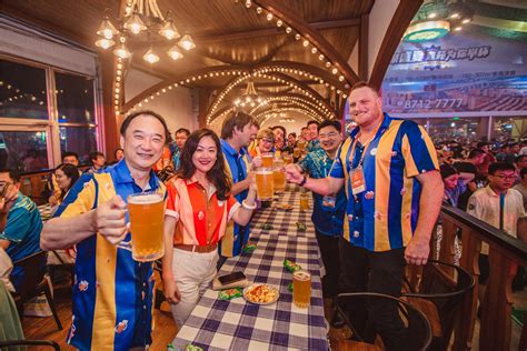 Bottoms Up Qingdao Intl Beer Festival Welcomes World Revelers