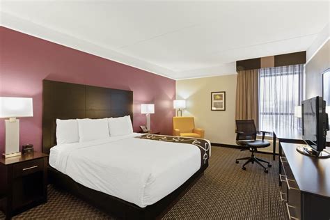 La Quinta Inn And Suites By Wyndham Boston Andover Andover Ma Hotels