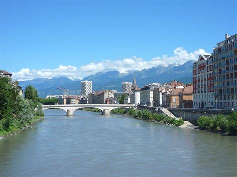 Grenoble La Ville De Tous Les Anglais