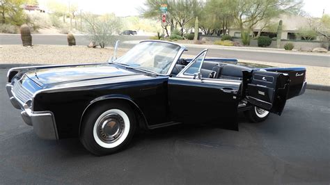 1961 Lincoln Continental Convertible Classiccom