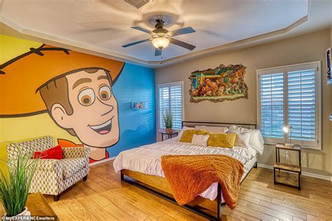 Toy Story Themed Airbnb Is Available To Rent In Texas And Has A Woody