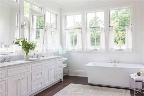 Tips And Ideas For Choosing Bathroom Window Curtains With Photos