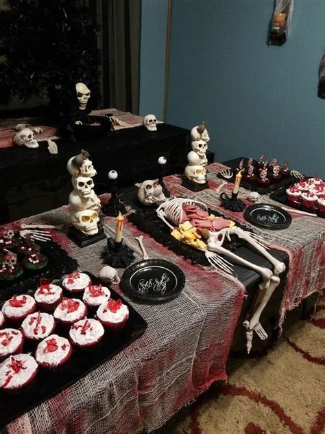 Scary Halloween Party Table Decoration Ideas Page Of Fashionsum Creepy Halloween
