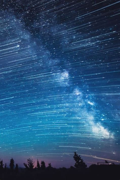 Sternschnuppen gelten in deutschland als glücksbringer. Sternschnuppen | Naturbilder, Schöne natur, Bilder