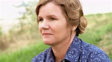 Whats The Married Life Of Mare Winningham