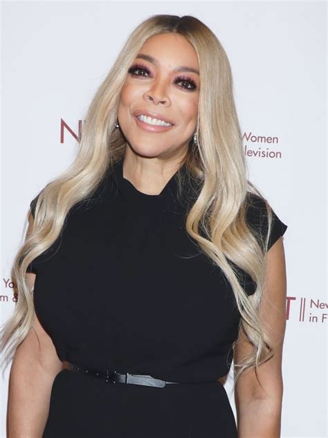 Wendy Williams Fans Love Her Big Wavy Hairstyle Details Us Weekly