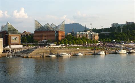 Mai Thai Wanderings: Port of Call: Chattanooga, Tennessee