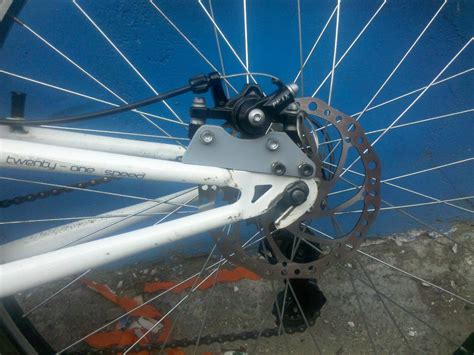 Este producto no se vende individualmente. Adaptador Para Freno De Disco De Bicicleta A La Medida (is ...