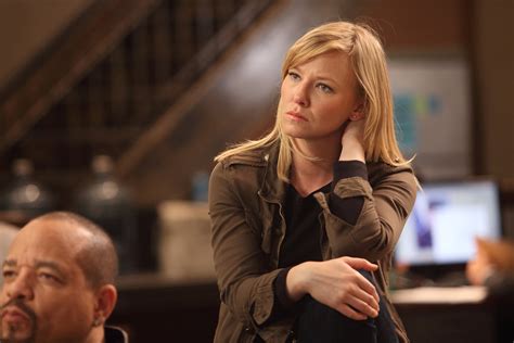 Kelli Giddish As Amanda Rollins In Law And Order SVU Justice Denied Kelli Giddish Photo