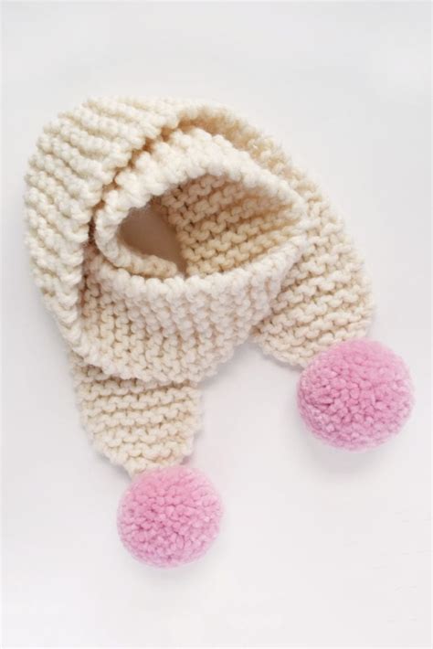 0%0% found this document useful, mark this document as useful. Knit Pom Pom Scarf Pattern - for Kiddos (with Destiny ...