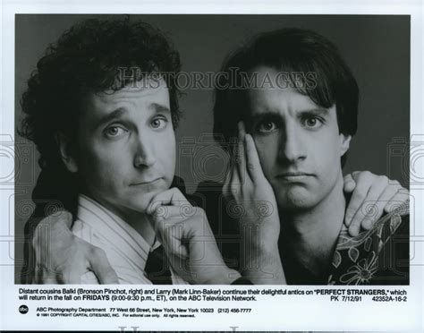 1991 Press Photo Bronson Pinchot And Mark Linn Baker In Perfect Stranger
