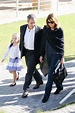 Nicolas Sarkozy, sa femme Carla Bruni et leur fille Giulia arrivent au ...