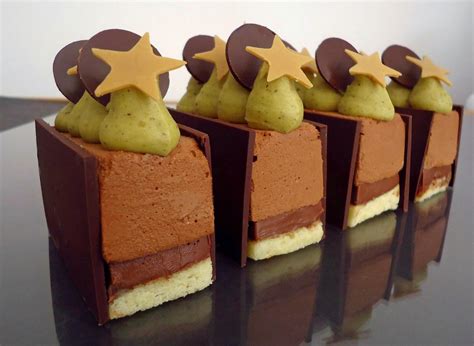 Dessert du nouvel an chocolat-pistache