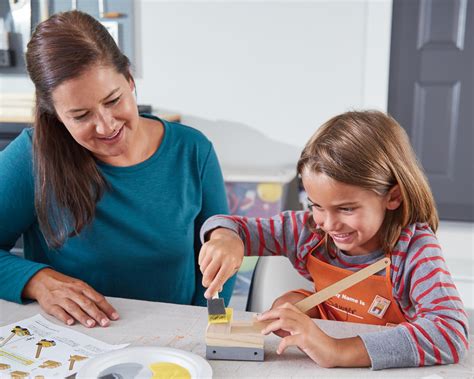 Free Diy Workshops For Kids At Home Depot And Lowes South Florida On