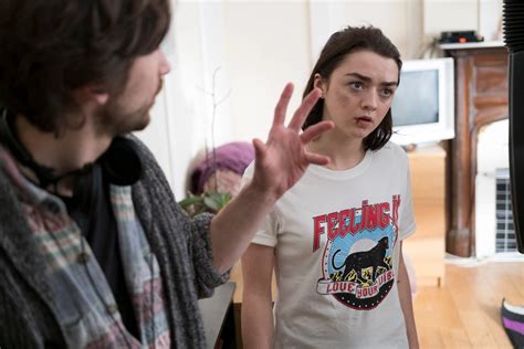 Best Of Maisie On Twitter New Pictures Of Maisie Williams Behind The