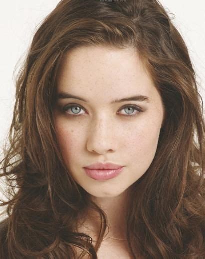 Image For Gallery For Pretty Girl With Dark Brown Hair And Blue Eyes