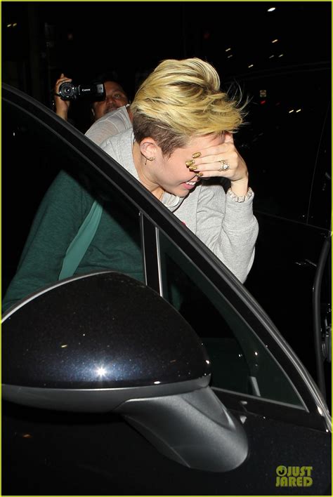 Photo Miley Cyrus Late Night Doctors Appointment Photo Just Jared Entertainment
