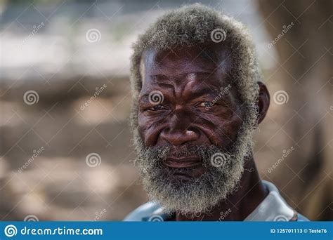 Retrato Mayor Viejo Hombre Negro De La Habana Cuba Foto De Archivo