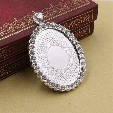 Fit 30x40mm Oval Pendant Blank With Rhinestones Metal Filled Frame