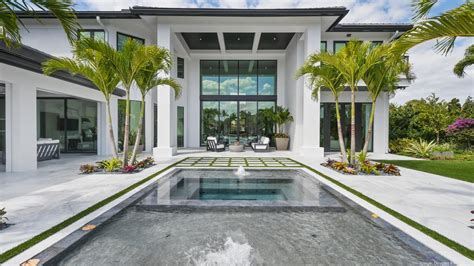 Golfer Dustin Johnson Buys Jupiter Mansion From Marcia Ulm Photos