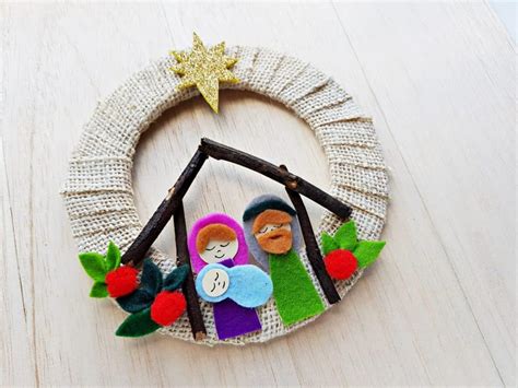 Nativity Scene Wreath Craft Saving Dollars And Sense