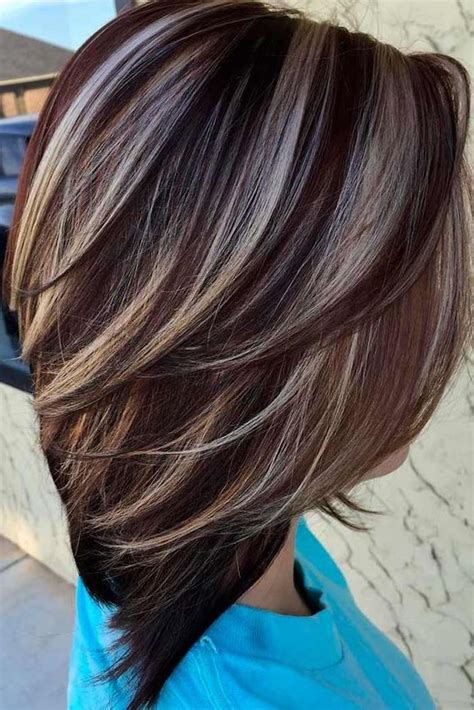 Hair with highlights doesn't have to stick to traditional shades of brunette and blonde. 1001 + Ideas for Brown Hair With Blonde Highlights or Balayage