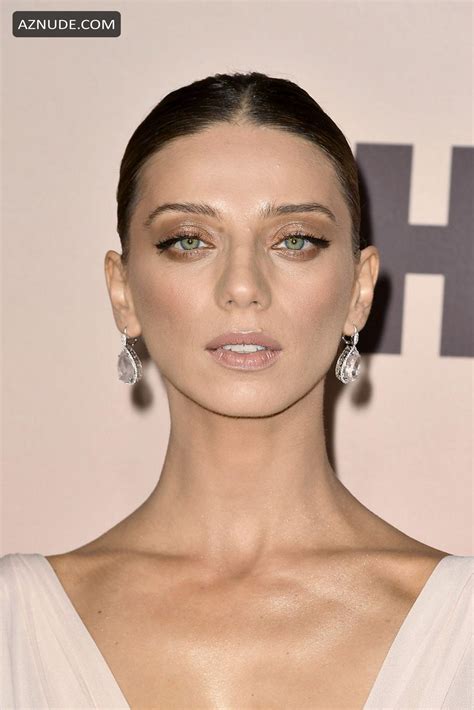 Angela Sarafyan Photographed At The Premiere Of Hbo S Westworld Season 3 Held At The Tcl