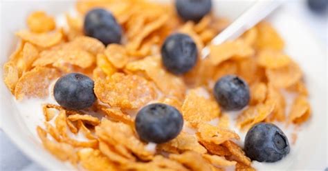 The 30 Healthiest Cereals Healthy Cold Cereals Eating Cereal