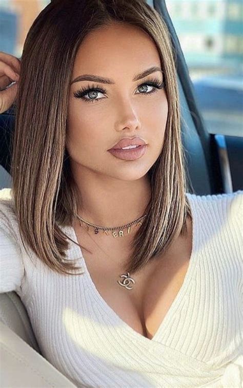 Pin By Vitor Rodrigues On Ensk Kr Sa Brunette Beauty Beautiful