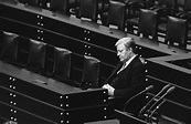 Fünfter Bundeskanzler: Leben von Helmut Schmidt - n-tv.de