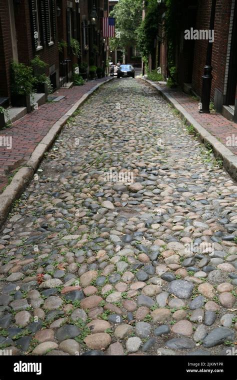 Boston Cobblestone Street Hi Res Stock Photography And Images Alamy